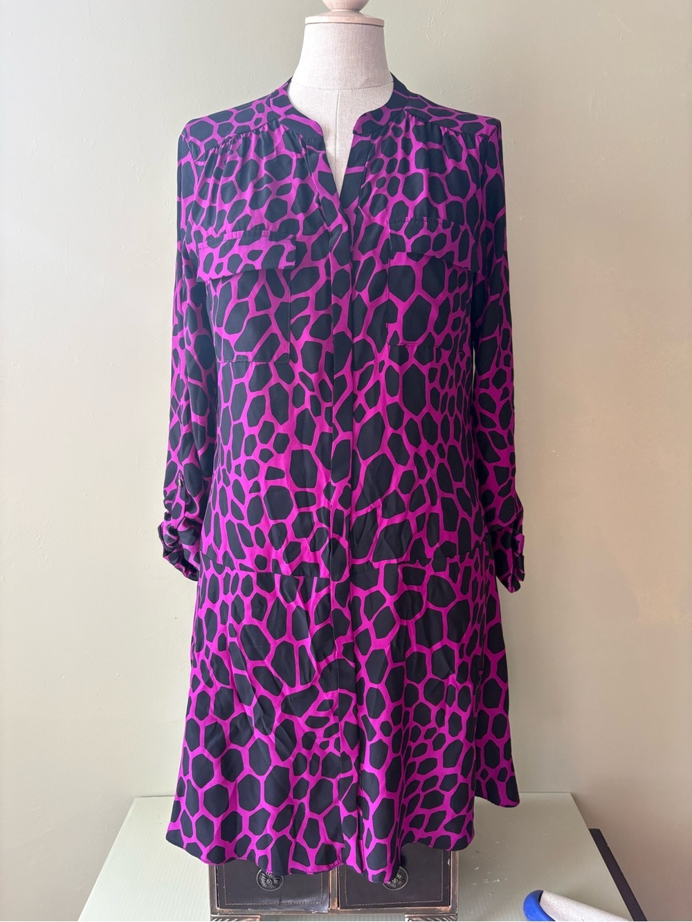 Alice & Trixie Silk Pink Black Animal Printed Long-Sleeve Dress size M